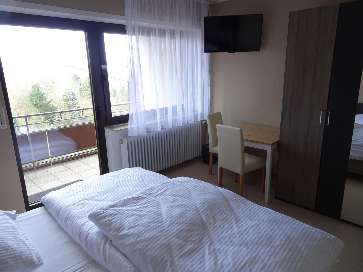 Hotel-Pension Schlossgarten Trippstadt Eksteriør bilde