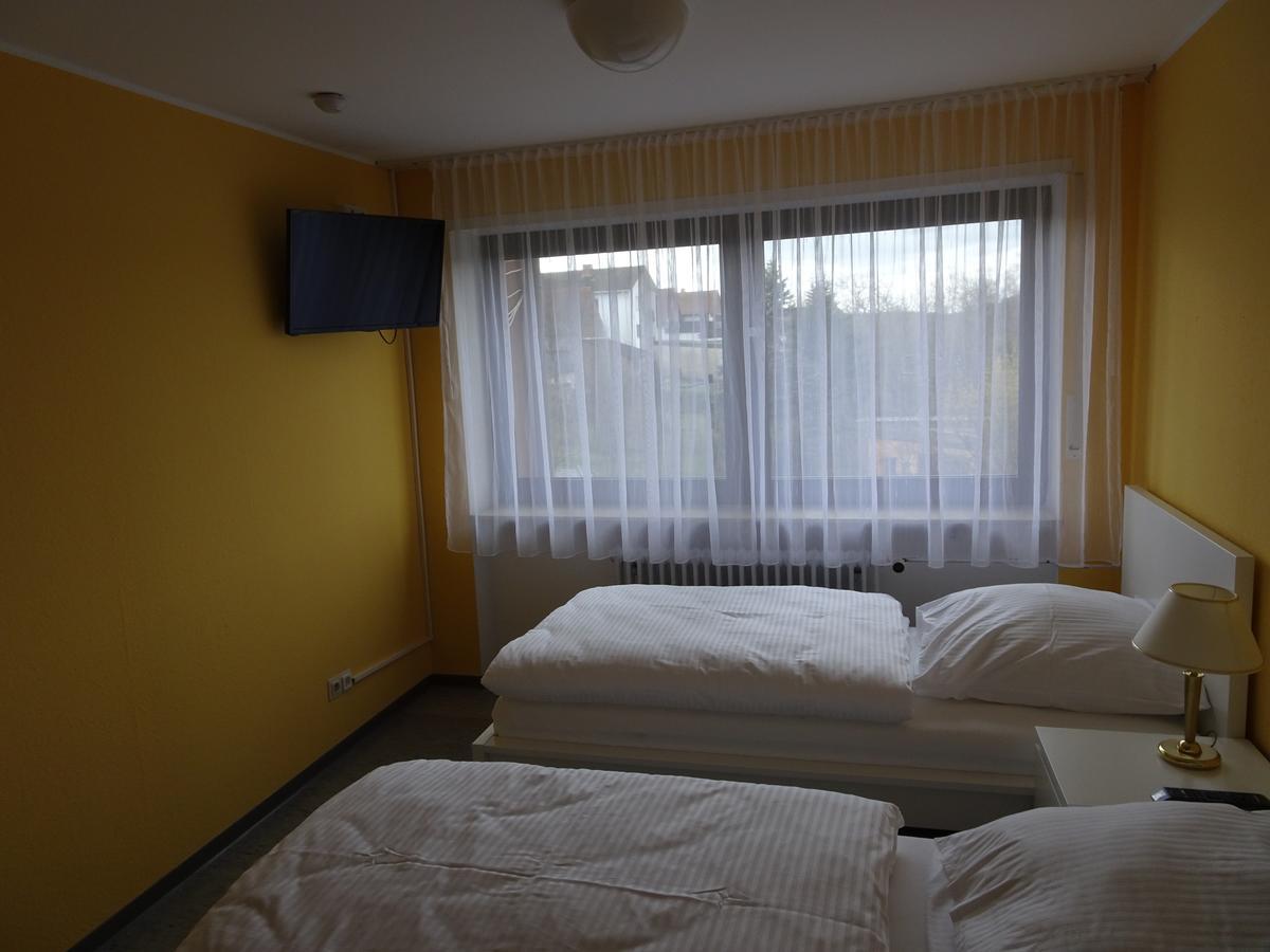 Hotel-Pension Schlossgarten Trippstadt Eksteriør bilde